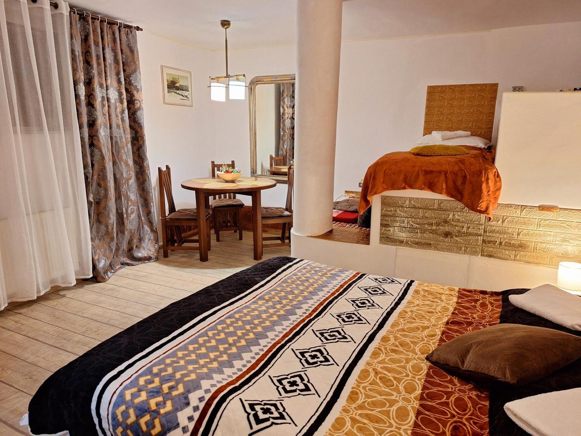 Piata Sfatului Pietonal Apartment Brasov
